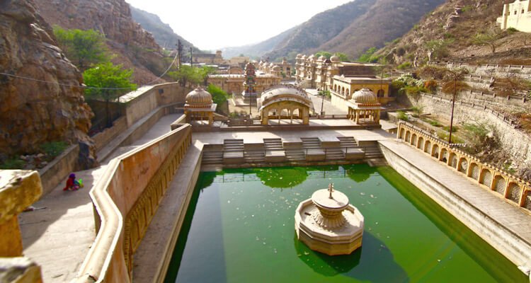 galtaji-temple-jaipur-tourism-entry-fee