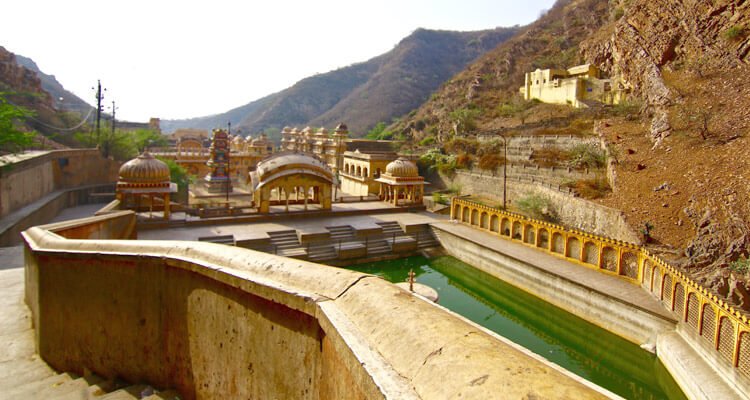 galtaji-temple-jaipur-tourism-opening-time-closing