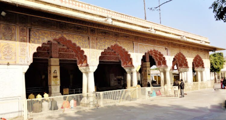 govind-dev-ji-temple-jaipur-indian-tourism-holidays-closed-on-timings
